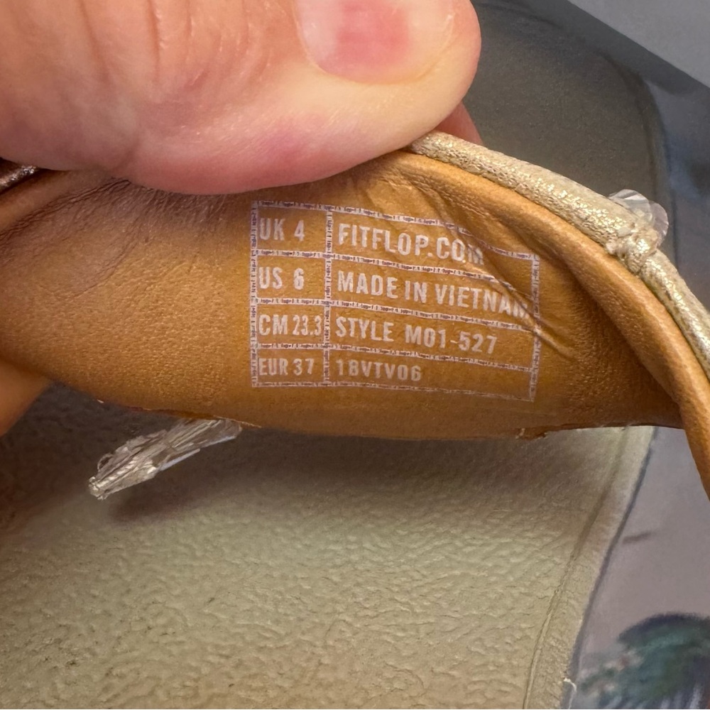 Fitflop Metallic Sandals - Picture 9 of 12